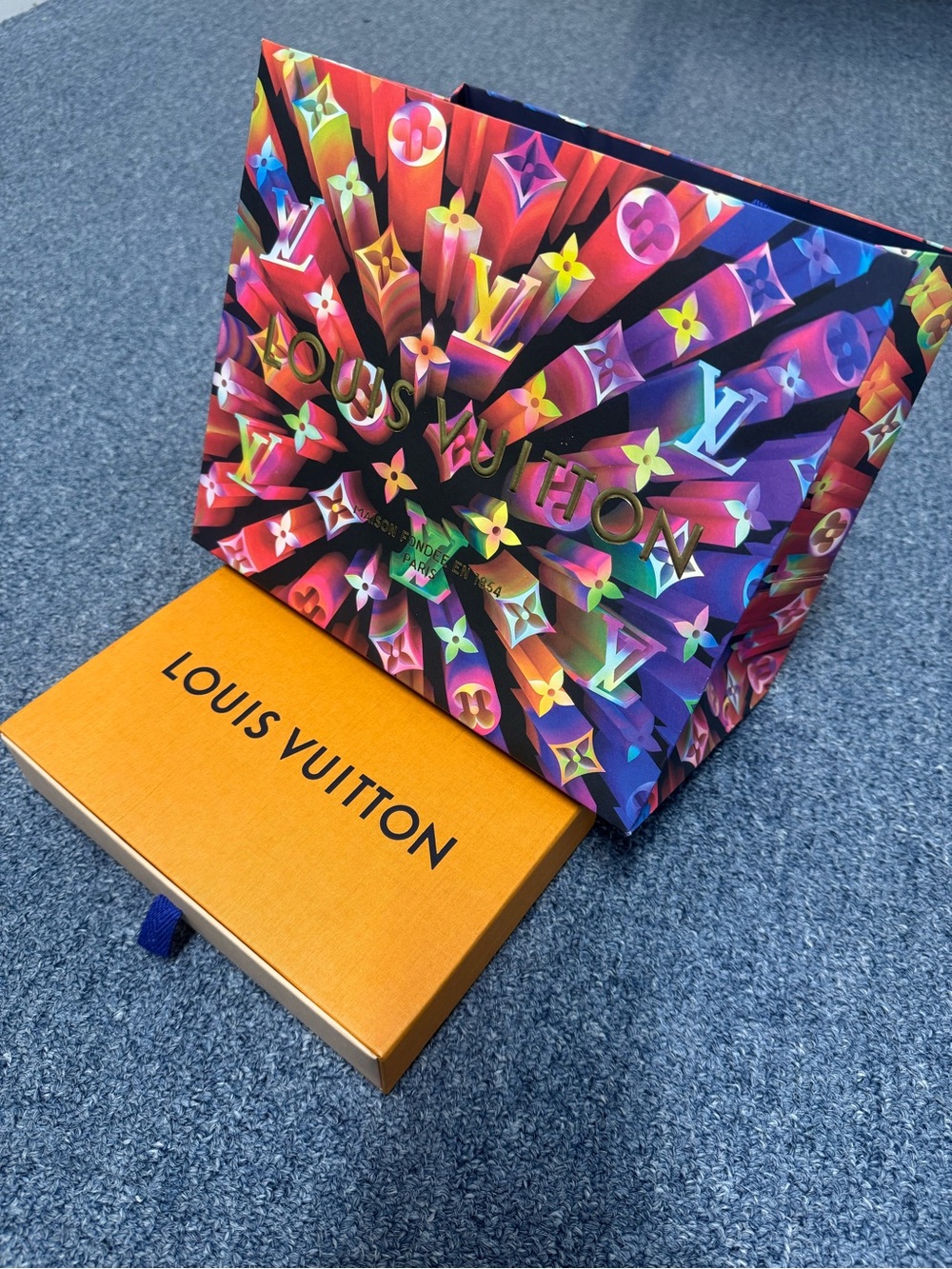 Louis Vuitton wallet box and bag - Picture 1 of 15